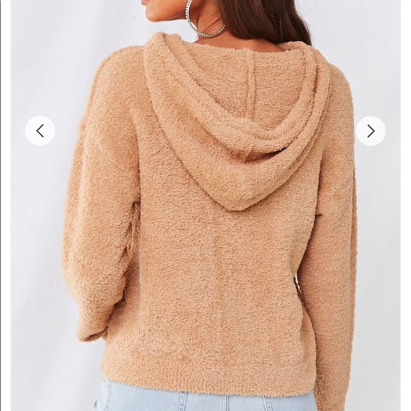 Faux Fur Hooded Pullover - Picture 3 of 6